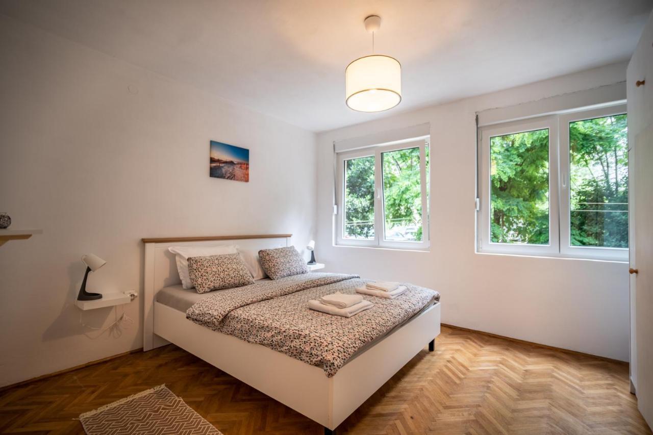 Cozy Apartment, 10 Minutes Walking Distance From The Old Town Kotor Extérieur photo